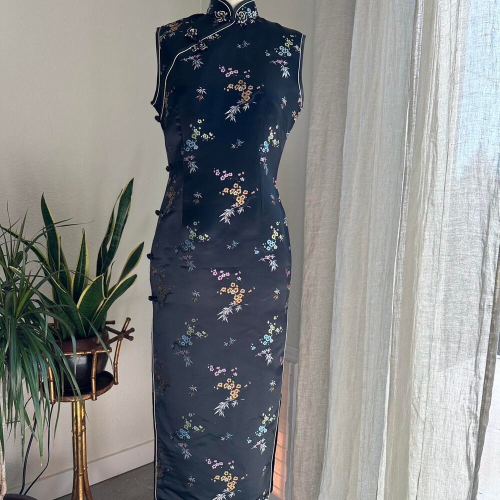 Vintage Black Floral Midi Dress